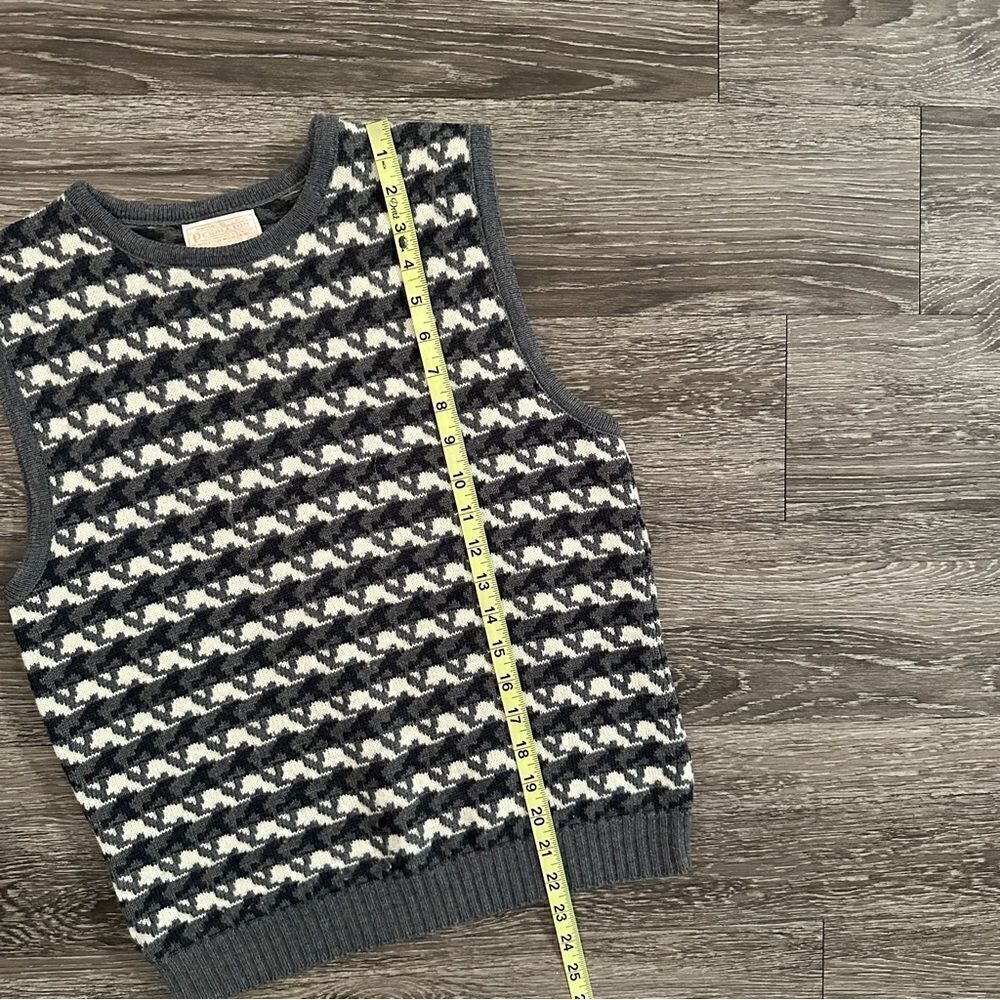 Pendleton Virgin Wool Vest - Picture 4 of 5